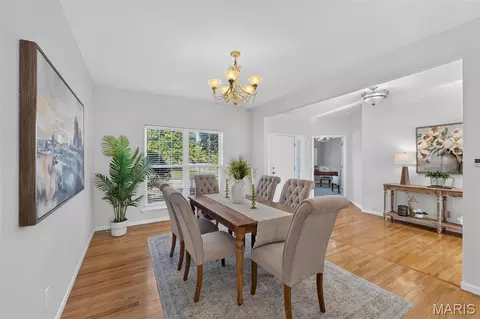 Dining - 2469 Clarjon Dr, Ballwin, MO 63021 photo 2 of 2
