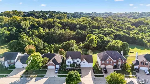 View/Area - 2469 Clarjon Dr, Ballwin, MO 63021 photo 1 of 2