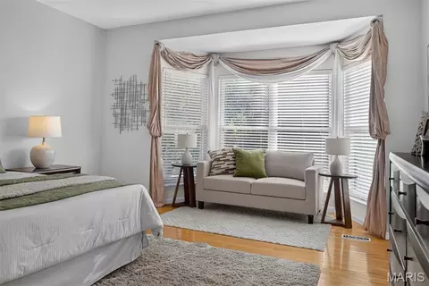 Bedroom - 2469 Clarjon Dr, Ballwin, MO 63021 photo 3 of 5