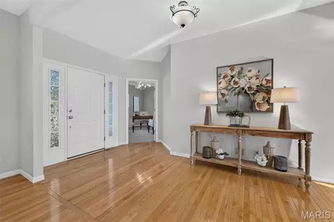 Entry Way - 2469 Clarjon Dr, Ballwin, MO 63021 photo 2 of 2