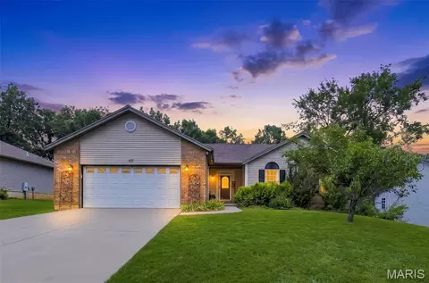 427 Timber Dr, Warrenton, MO 63383
