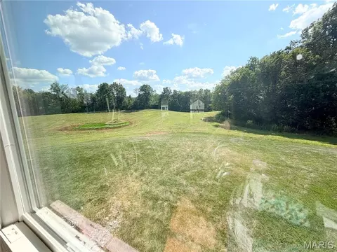 Exterior - 6730 Cardinal Dr, Waterloo, IL 62298 photo 5 of 25