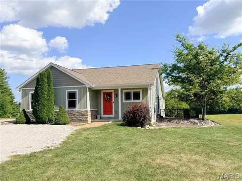 Other - 6730 Cardinal Dr, Waterloo, IL 62298 photo 4 of 18