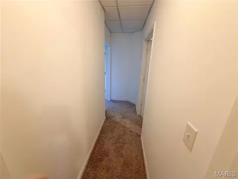 Entry Way - 6730 Cardinal Dr, Waterloo, IL 62298 photo 5 of 6