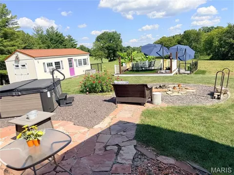 Exterior - 6730 Cardinal Dr, Waterloo, IL 62298 photo 7 of 25