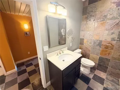 Bath - 6730 Cardinal Dr, Waterloo, IL 62298 photo 11 of 11