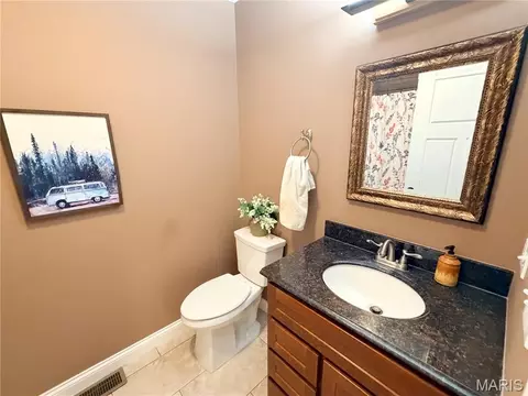 Bath - 6730 Cardinal Dr, Waterloo, IL 62298 photo 9 of 11