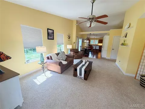 Living - 6730 Cardinal Dr, Waterloo, IL 62298 photo 4 of 8