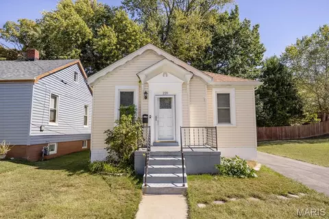 220 S Myrtle St, Edwardsville, IL 62025