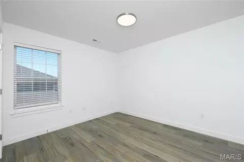 Bedroom - 105 Daniels Ct, Saint Robert, MO 65584 photo 4 of 6