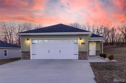 Exterior - 105 Daniels Ct, Saint Robert, MO 65584 photo 8 of 9