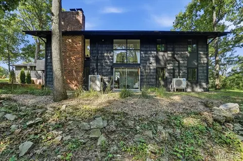 Exterior - 707 Genteman Rd, O'fallon, MO 63366 photo 5 of 10