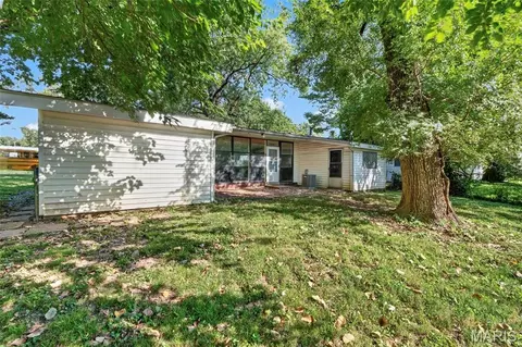 Exterior - 6829 Saint Olaf Dr, Berkeley, MO 63134 photo 4 of 4