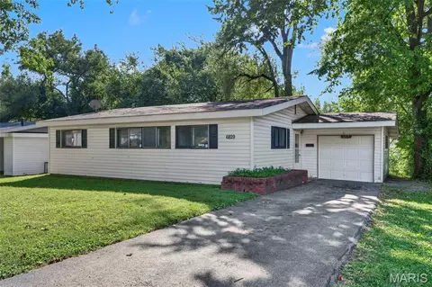 Exterior - 6829 Saint Olaf Dr, Berkeley, MO 63134 photo 1 of 4