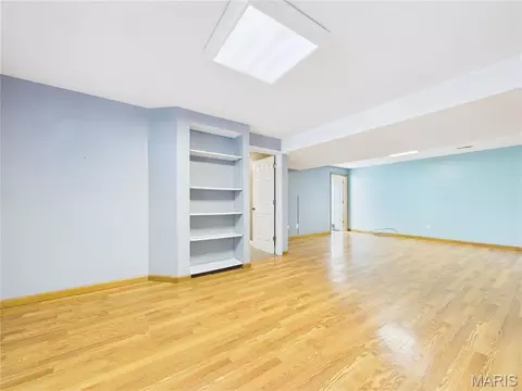 Living - 721 Wedge Ln, Jackson, MO 63755 photo 6 of 7