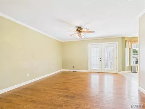 Living - 721 Wedge Ln, Jackson, MO 63755 photo 1 of 7