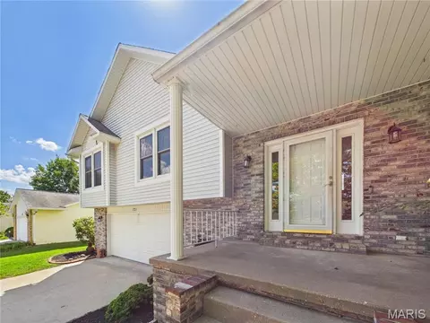Exterior - 721 Wedge Ln, Jackson, MO 63755 photo 8 of 14