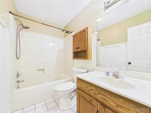 Bath - 721 Wedge Ln, Jackson, MO 63755 photo 1 of 7
