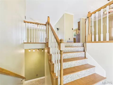 Entry Way - 721 Wedge Ln, Jackson, MO 63755 photo 4 of 5