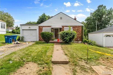4702 Fletcher St, Saint Louis, MO 63121