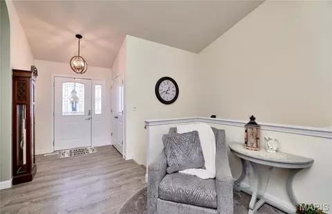 Entry Way - 108 Quail Creek Dr, Wright City, MO 63390 photo 1 of 5