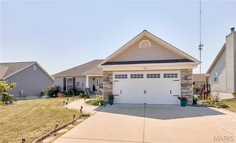 Exterior - 108 Quail Creek Dr, Wright City, MO 63390 photo 3 of 15