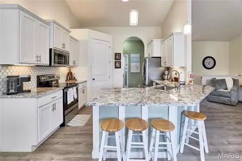 Kitchen - 108 Quail Creek Dr, Wright City, MO 63390 photo 1 of 4