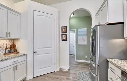 Entry Way - 108 Quail Creek Dr, Wright City, MO 63390 photo 3 of 5