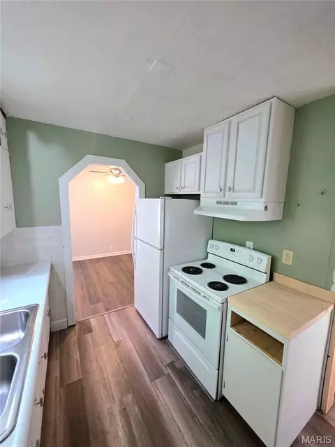 Kitchen - 200 E 1st St, Rolla, MO 65401 photo 3 of 3