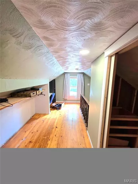 Entry Way - 200 E 1st St, Rolla, MO 65401 photo 4 of 4