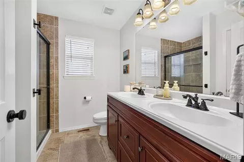 Bath - 206 Geranium Dr, O'fallon, MO 63366 photo 2 of 4