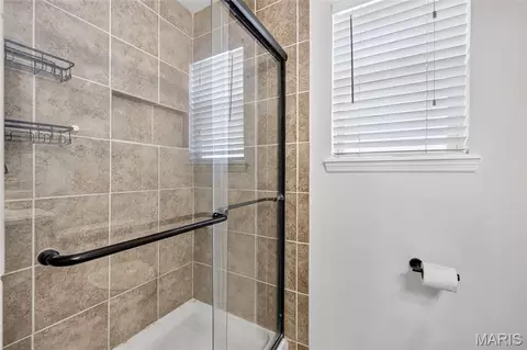 Bath - 206 Geranium Dr, O'fallon, MO 63366 photo 3 of 4