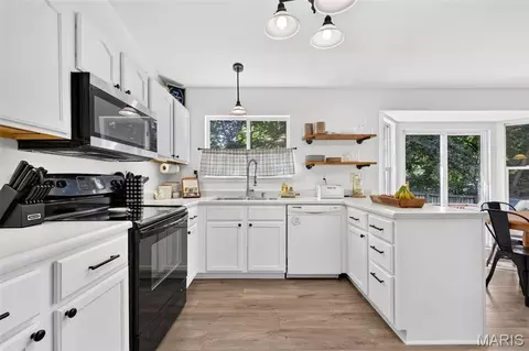 Kitchen - 206 Geranium Dr, O'fallon, MO 63366 photo 1 of 2