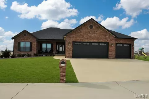 3449 Arbor View Ct, Freeburg, IL 62243