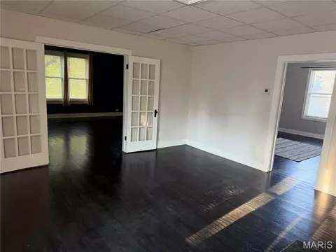 Living - 611 Clark St, Canton, MO 63435 photo 4 of 4