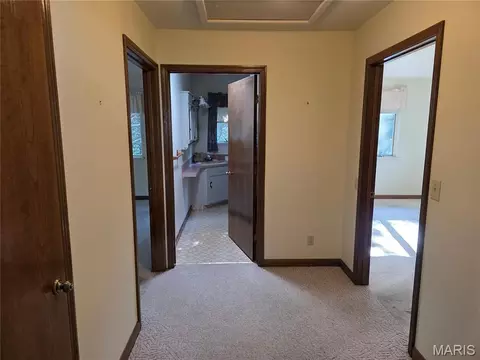 Entry Way - 606 Greentree Rd, Rolla, MO 65401 photo 3 of 3
