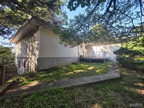 Exterior - 606 Greentree Rd, Rolla, MO 65401 photo 3 of 7