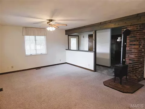 Living - 606 Greentree Rd, Rolla, MO 65401 photo 1 of 4