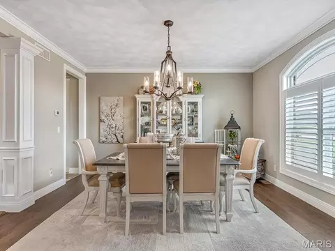 Dining - 600 Covington Dr, Waterloo, IL 62298 photo 3 of 7