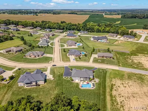 View/Area - 600 Covington Dr, Waterloo, IL 62298 photo 6 of 6