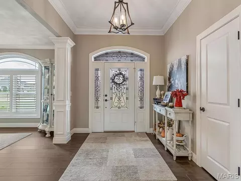 Entry Way - 600 Covington Dr, Waterloo, IL 62298 photo 2 of 3