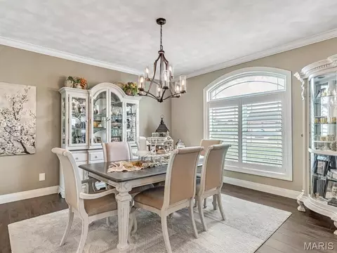 Dining - 600 Covington Dr, Waterloo, IL 62298 photo 1 of 7