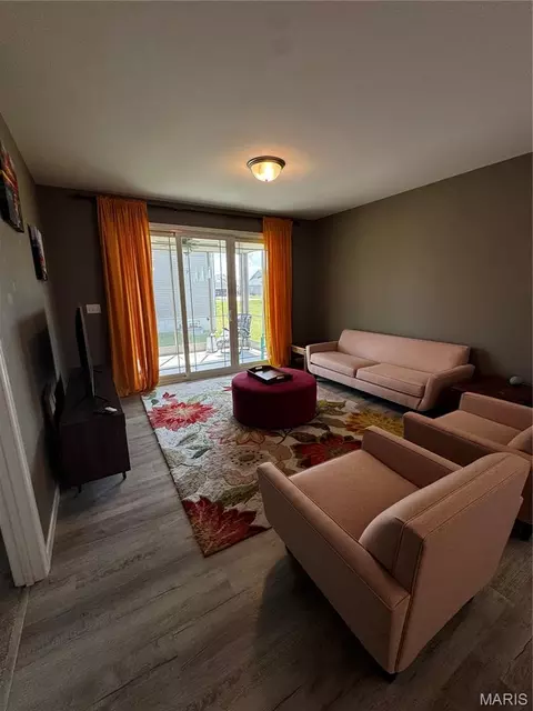 Living - 401 Copperfield Ct, Saint Charles, MO 63301 photo 1 of 3