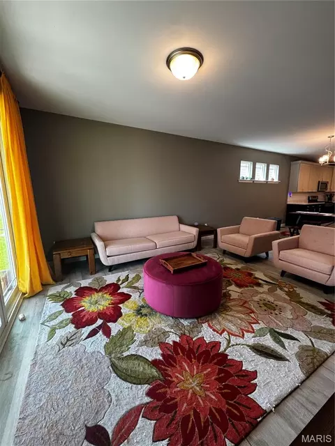 Living - 401 Copperfield Ct, Saint Charles, MO 63301 photo 3 of 3