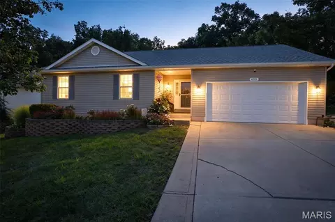 4285 NW Point Dr, House Springs, MO 63051