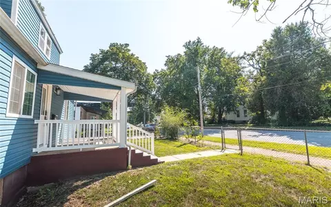 Exterior - 100 S Elm, Rolla, MO 65401 photo 5 of 10