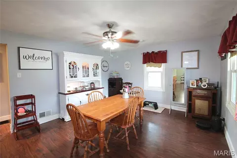 Dining - 822 Sparta St, Saint Libory, IL 62282 photo 1 of 1