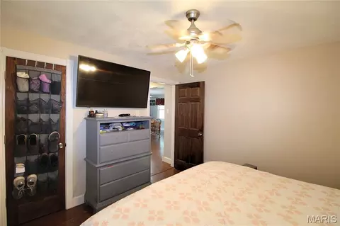 Bedroom - 822 Sparta St, Saint Libory, IL 62282 photo 3 of 6