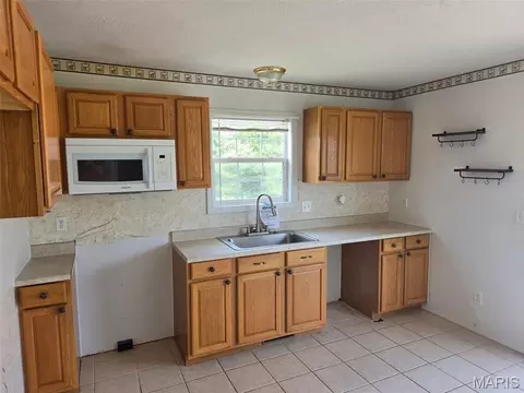 Kitchen - 97 Concord Dr, Marshfield, MO 65706 photo 1 of 1