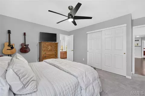 Bedroom - 522 Ironwood Dr, O'fallon, MO 63368 photo 7 of 9
